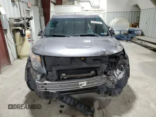 2015 Ford Utility Police Interceptor with VIN 1FM5K8ARXFGB75590, listed as a Copart auction lot 86499964 with 122,637 mi miles and Salvage Title. Bid and sale history available at carsss.com. Image 5.