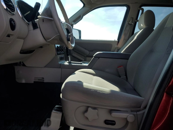 2007 Ford Explorer Sport Trac XLT with VIN 1FMEU51887UA64426, listed as a Copart auction lot 46300195 with 96,004 mi miles and Salvage title. Bid and sale history available at DreamBid. Image 7.