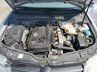2004 Volkswagen Passat GLS z VIN WVWVD63B54E342658, wystawiony jako Copart lot #59256635 z przebiegiem 73 840 mil mil oraz Czysty tytuł • Clean title. Historia ofert i sprzedaży dostępna na DreamBid. Obrazek 12.
