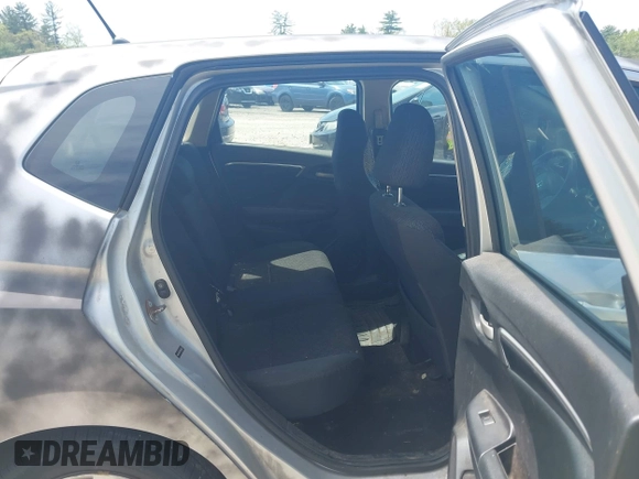 2015 Honda Fit LX with VIN 3HGGK5G57FM745231, listed as a IAAI auction lot 42250402 with 237,911 mi miles and . Bid and sale history available at DreamBid. Image 8.