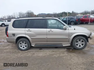 2003 Suzuki XL-7 Touring with VIN JS3TX92V334115616, listed as a IAAI auction lot 40899791 with 154,521 mi miles. Bid and sale history available at carsss.com. Image 14.