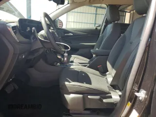 2025 Buick Encore GX Preferred with VIN KL4AMCSL4SB214797, listed as a Copart auction lot 61037945 with 930 mi miles and Clean title. Bid and sale history available at DreamBid. Image 7.