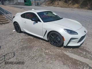 2023 Toyota 86 Premium with VIN JF1ZNBE13P9766628, listed as a IAAI auction lot 42622534 with 6,200 mi miles and . Bid and sale history available at DreamBid. Image 1.
