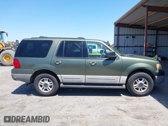 2003 Ford Expedition Special Service z VIN 1FMRU15W73LB36171, wystawiony jako IAAI lot #42363295 z przebiegiem 152 175 mil mil oraz . Historia ofert i sprzedaży dostępna na DreamBid. Obrazek 13.