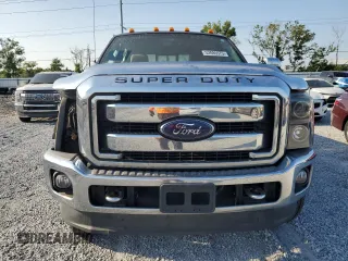 2016 Ford F-250 Lariat with VIN 1FT7W2B60GEA05495, listed as a Copart auction lot 52885575 with 113,520 mi miles and Salvage title. Bid and sale history available at DreamBid. Image 5.