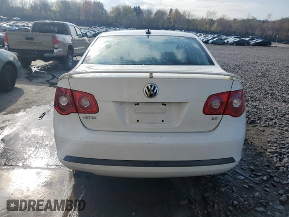 2006 Volkswagen Jetta z VIN 3VWSG81K76M742630, wystawiony jako Copart lot #54420955 z przebiegiem Nie podano mil oraz Szkoda całkowita • Salvage title. Historia ofert i sprzedaży dostępna na DreamBid. Obrazek 6.
