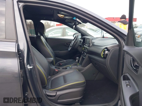 2019 Hyundai Kona Limited with VIN KM8K3CA59KU239307, listed as a IAAI auction lot 41607380 with 42,454 mi miles. Bid and sale history available at carsss.com. Image 5.