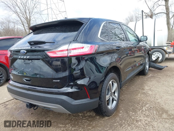 2024 Ford Edge SEL with VIN 2FMPK4J93RBA63498, listed as a IAAI auction lot 41805255 with 17,839 mi miles. Bid and sale history available at carsss.com. Image 4.