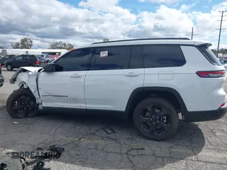 2023 Jeep Grand Cherokee Altitude z VIN 1C4RJKAG0P8855367, wystawiony jako IAAI lot #41788741 z przebiegiem 25 338 mil mil oraz . Historia ofert i sprzedaży dostępna na DreamBid. Obrazek 15.