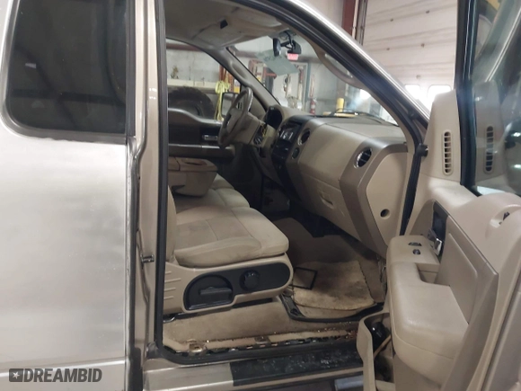 2005 Ford F-150 XL with VIN 1FTRF12W15NA18935, listed as a IAAI auction lot 41942570 with 152,708 mi miles. Bid and sale history available at carsss.com. Image 5.