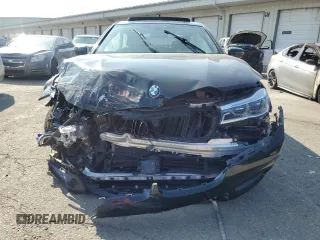 2018 BMW 7 Series ALPINA B7 xDrive with VIN WBA7F2C50JG424655, listed as a Copart auction lot 70325634 with 0 mi miles and Salvage Title. Bid and sale history available at carsss.com. Image 5.