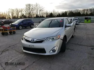 2012 Toyota Camry XLE z VIN 4T1BD1FK5CU046816, wystawiony jako Copart lot #52141865 z przebiegiem 242 479 mil mil oraz Szkoda całkowita • Salvage title. Historia ofert i sprzedaży dostępna na DreamBid. Obrazek 10.