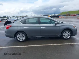 2017 Nissan Sentra SR z VIN 3N1AB7AP9HY361539, wystawiony jako IAAI lot #41945315 z przebiegiem 123 715 mil mil oraz . Historia ofert i sprzedaży dostępna na DreamBid. Obrazek 13.