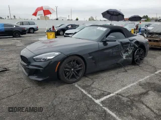 2022 BMW Z4 sDrive30i with VIN WBAHF3C05NWX42863, listed as a Copart auction lot 69271602 with 0 mi miles. Bid and sale history available at carsss.com. Image 1.