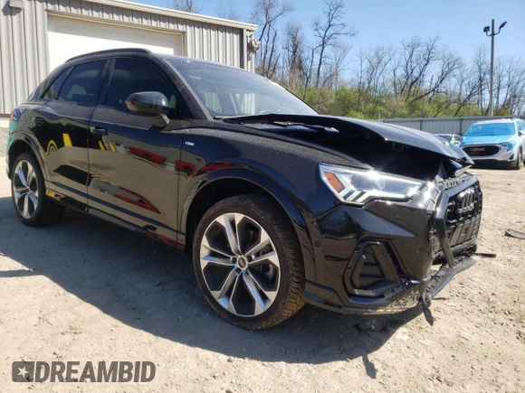 2021 Audi Q3 S line Premium Plus with VIN WA1EECF38M1045420, listed as a Copart auction lot 48039973 with 19,906 mi miles. Bid and sale history available at carsss.com. Image 4.