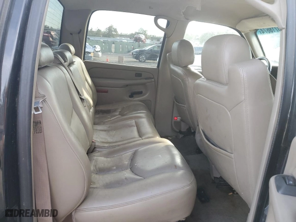 2004 Chevrolet Silverado 1500 Crew Cab LS with VIN 2GCEK13T141395909, listed as a Copart auction lot 83718674 with 195,588 mi miles and Clean Title. Bid and sale history available at carsss.com. Image 10.
