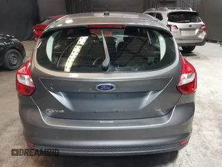 2012 Ford Focus SE with VIN 1FAHP3K22CL394088, listed as a IAAI auction lot 40953085 with 147,259 mi miles and . Bid and sale history available at carsss.com. Image 17.