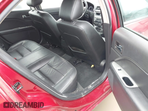 2012 Ford Fusion SEL with VIN 3FAHP0JG8CR244421, listed as a IAAI auction lot 42016260 with 170,603 mi miles. Bid and sale history available at carsss.com. Image 8.