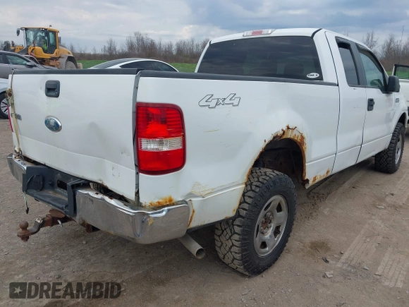2006 Ford F-150 STX with VIN 1FTRX14W36FB55882, listed as a IAAI auction lot 42113485 with 126,492 mi miles. Bid and sale history available at carsss.com. Image 14.