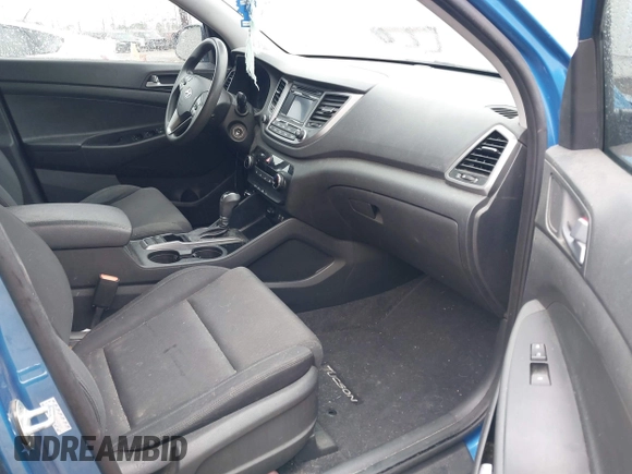 2017 Hyundai Tucson SE with VIN KM8J23A47HU420632, listed as a IAAI auction lot 41797652 with 66,325 mi miles. Bid and sale history available at carsss.com. Image 5.