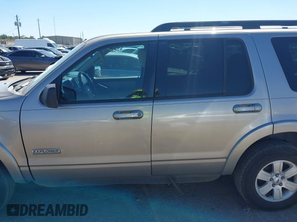 2008 Ford Explorer XLT with VIN 1FMEU73E68UB01618, listed as a IAAI auction lot 41730471 with 179,950 mi miles and . Bid and sale history available at DreamBid. Image 14.