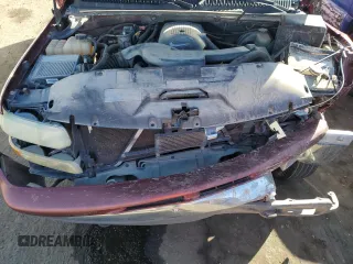 2002 Chevrolet Tahoe Z71 with VIN 1GNEK13Z62R310238, listed as a Copart auction lot 43973145 with 218,657 mi miles and Salvage Title. Bid and sale history available at carsss.com. Image 12.