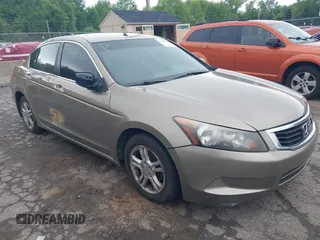 2010 Honda Accord LX z VIN 1HGCP2F3XAA077574, wystawiony jako IAAI lot #42288248 z przebiegiem 264 856 mil mil oraz . Historia ofert i sprzedaży dostępna na DreamBid. Obrazek 1.