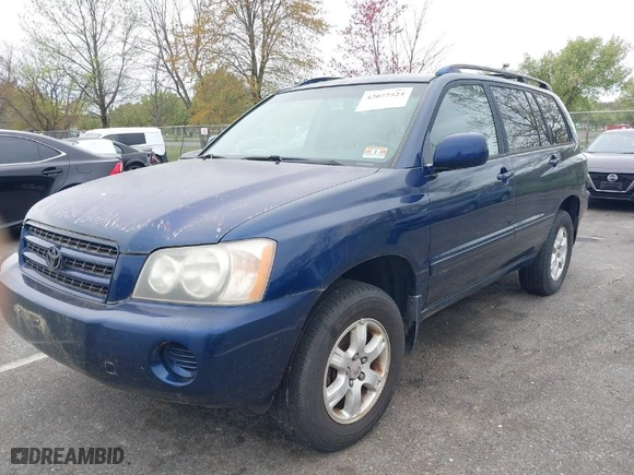 2002 Toyota Highlander with VIN JTEHF21A120059187, listed as a IAAI auction lot 42072524 with 232,576 mi miles. Bid and sale history available at carsss.com. Image 2.