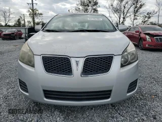 2009 Pontiac Vibe w/1SB with VIN 5Y2SP670X9Z422010, listed as a Copart auction lot 88146195 with 286,887 mi miles and Clean Title. Bid and sale history available at carsss.com. Image 5.