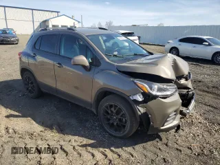 2022 Chevrolet Trax LT with VIN KL7CJPSM2NB530112, listed as a Copart auction lot 49282564 with 0 mi miles and Salvage Title. Bid and sale history available at carsss.com. Image 4.