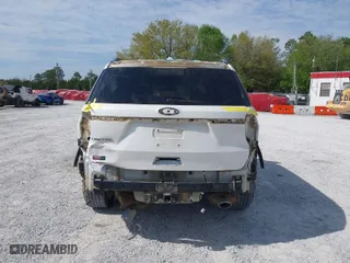 2018 Ford Explorer Limited with VIN 1FM5K7F83JGB57595, listed as a IAAI auction lot 41803844 with 134,496 mi miles. Bid and sale history available at carsss.com. Image 17.