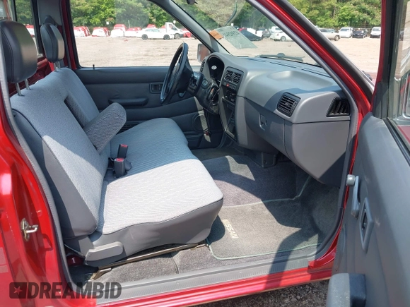 1995 Nissan Frontier with VIN 1N6SD11S5SC465035, listed as a IAAI auction lot 42392941 with 76,482 mi miles and . Bid and sale history available at DreamBid. Image 5.