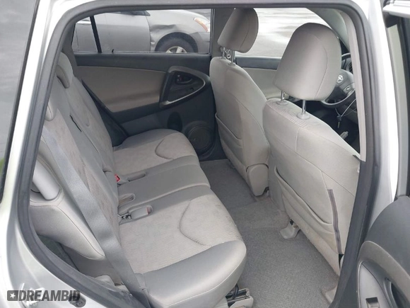 2011 Toyota RAV4 with VIN JTMZF4DV3B5040128, listed as a IAAI auction lot 40121543 with 93,195 mi miles. Bid and sale history available at carsss.com. Image 8.