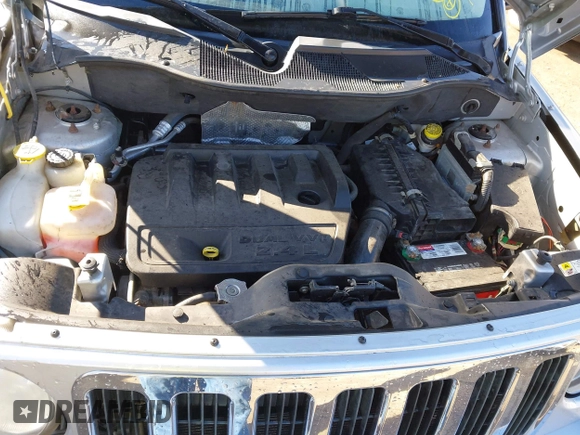 2008 Jeep Patriot Sport with VIN 1J8FT28W98D519566, listed as a IAAI auction lot 41804415 with 108,787 mi miles. Bid and sale history available at carsss.com. Image 10.