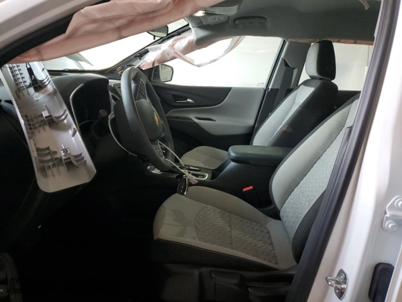 2024 Chevrolet Equinox LS with VIN 3GNAXSEG6RL300084, listed as a Copart auction lot 52731135 with 3,762 mi miles and Non repairable. Bid and sale history available at DreamBid. Image 7.