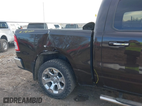 2019 Ram 1500 Big Horn/Lone Star with VIN 1C6SRFFT7KN781986, listed as a IAAI auction lot 41725219 with 62,351 mi miles. Bid and sale history available at carsss.com. Image 19.
