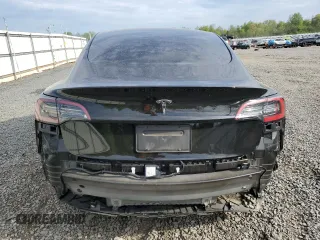 2023 Tesla Model 3 z VIN 5YJ3E1EA3PF698993, wystawiony jako Copart lot #55033655 z przebiegiem Nie podano mil oraz Szkoda całkowita • Salvage title. Historia ofert i sprzedaży dostępna na DreamBid. Obrazek 6.