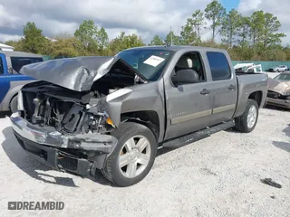 2007 Chevrolet Silverado 1500 LT w/1LT with VIN 3GCEC13J27G510315, listed as a IAAI auction lot 41509767 with 273,602 mi miles. Bid and sale history available at carsss.com. Image 18.