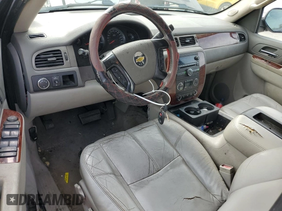 2010 Chevrolet Suburban LT with VIN 1GNUCJE06AR291731, listed as a Copart auction lot 42955925 with 256,389 mi miles and Salvage Title. Bid and sale history available at carsss.com. Image 8.