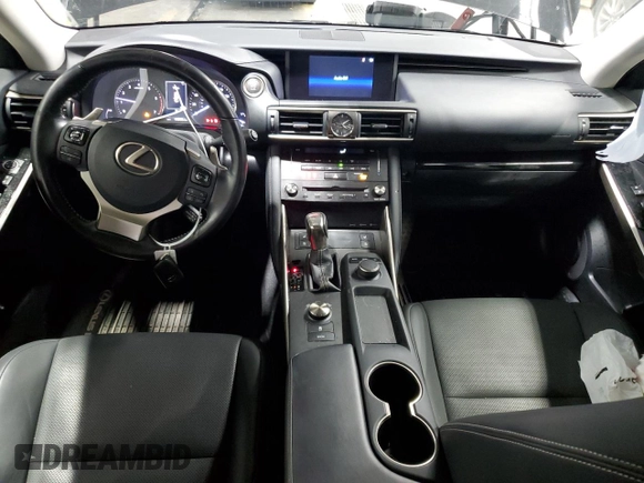 2018 Lexus IS 300 z VIN JTHBA1D27J5062795, wystawiony jako Copart lot #57393965 z przebiegiem 44 532 mil mil oraz Szkoda całkowita • Salvage title. Historia ofert i sprzedaży dostępna na DreamBid. Obrazek 8.