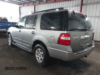 2008 Ford Expedition SSV with VIN 1FMFU15528LA34603, listed as a IAAI auction lot 42205552 with 253,225 mi miles and . Bid and sale history available at DreamBid. Image 3.