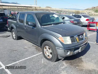 2006 Nissan Frontier SE z VIN 1N6AD07U16C452948, wystawiony jako IAAI lot #42376966 z przebiegiem 228 540 mil mil oraz . Historia ofert i sprzedaży dostępna na DreamBid. Obrazek 1.