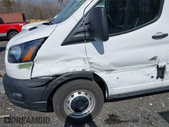 2020 Ford Transit Cargo with VIN 1FTBR1C85LKA13051, listed as a IAAI auction lot 41441966 with 81,863 mi miles and . Bid and sale history available at DreamBid. Image 17.