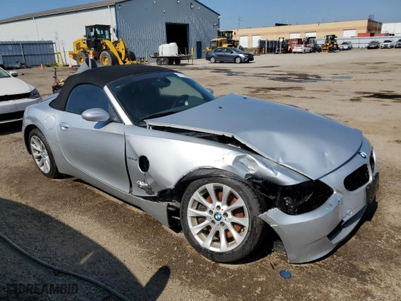 2008 BMW Z4 3.0si with VIN 4USBU53528LX04447, listed as a Copart auction lot 71163054 with 138,920 mi miles and Salvage Title. Bid and sale history available at carsss.com. Image 4.