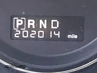 2010 Jeep Commander Sport z VIN 1J4RG4GK0AC157281, wystawiony jako IAAI lot #42581215 z przebiegiem 202 014 mil mil oraz . Historia ofert i sprzedaży dostępna na DreamBid. Obrazek 16.