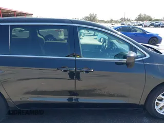 2017 Chrysler Pacifica Touring with VIN 2C4RC1DG6HR501164, listed as a IAAI auction lot 41863304 with 87,705 mi miles and . Bid and sale history available at DreamBid. Image 14.
