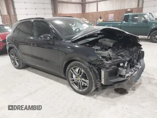 2020 Porsche Cayenne Turbo z VIN WP1AF2AY4LDA39379, wystawiony jako IAAI lot #41888381 z przebiegiem 40 669 mil mil oraz . Historia ofert i sprzedaży dostępna na DreamBid. Obrazek 1.