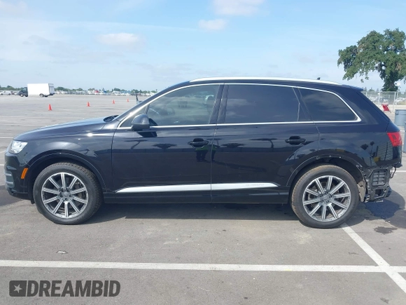 2018 Audi Q7 Premium Plus z VIN WA1LAAF71JD043867, wystawiony jako IAAI lot #42100789 z przebiegiem 146 796 mil mil oraz . Historia ofert i sprzedaży dostępna na DreamBid. Obrazek 15.