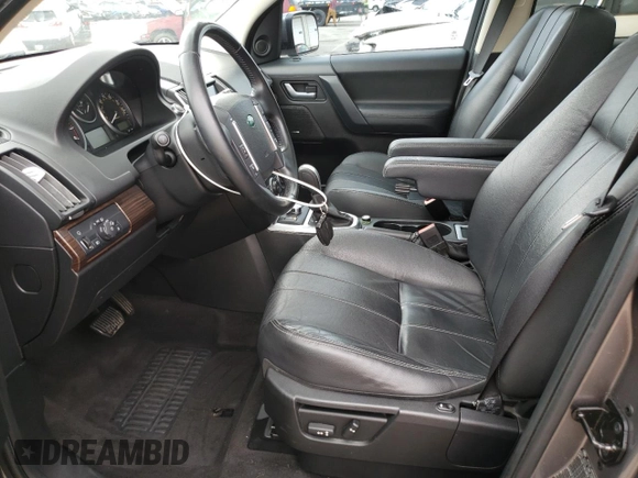 2011 Land Rover LR2 HSE с VIN SALFR2BN3BH244145, выставлен на аукционе Copart как лот 61556855 с пробегом 123 123 миль миль и Списание • Salvage title. История ставок и продаж доступна на DreamBid. Изображение 7.