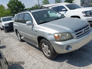 2004 Toyota Highlander z VIN JTEEP21A640061083, wystawiony jako IAAI lot #42066708 z przebiegiem 335 655 mil mil oraz . Historia ofert i sprzedaży dostępna na DreamBid. Obrazek 1.